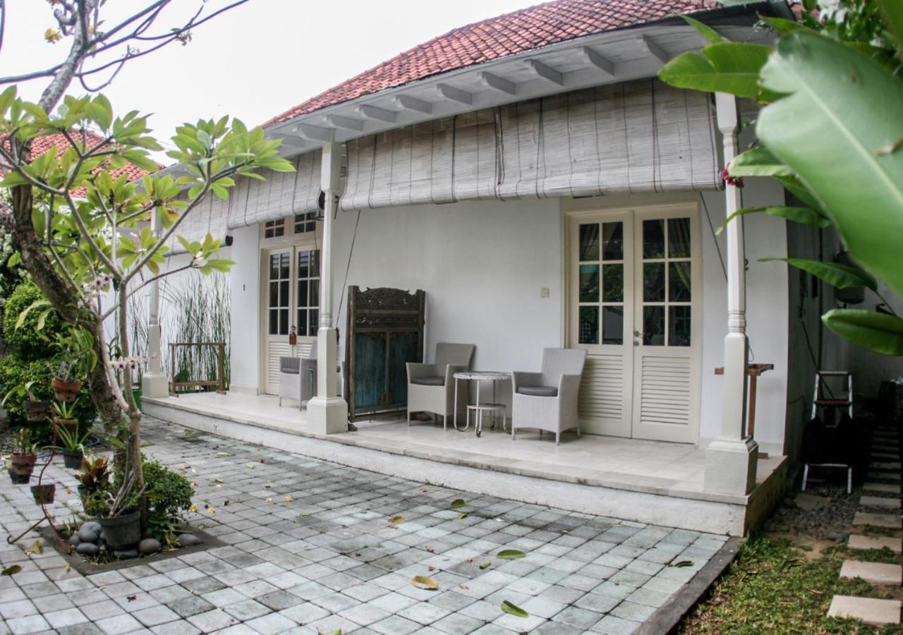 Hotel Kolonial House à Sanur Extérieur photo
